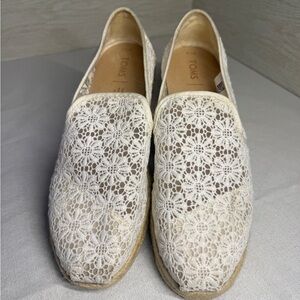 Toms Cream Lace Slip-On Shoes